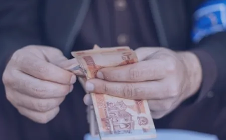 US Dollar and British Pound Drop, Euro Gains in Today's Exchange Rates