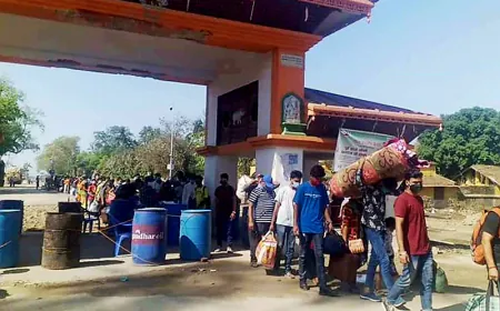 200,000 Nepali Workers Return Home from India for Dashain via Nepalgunj Border
